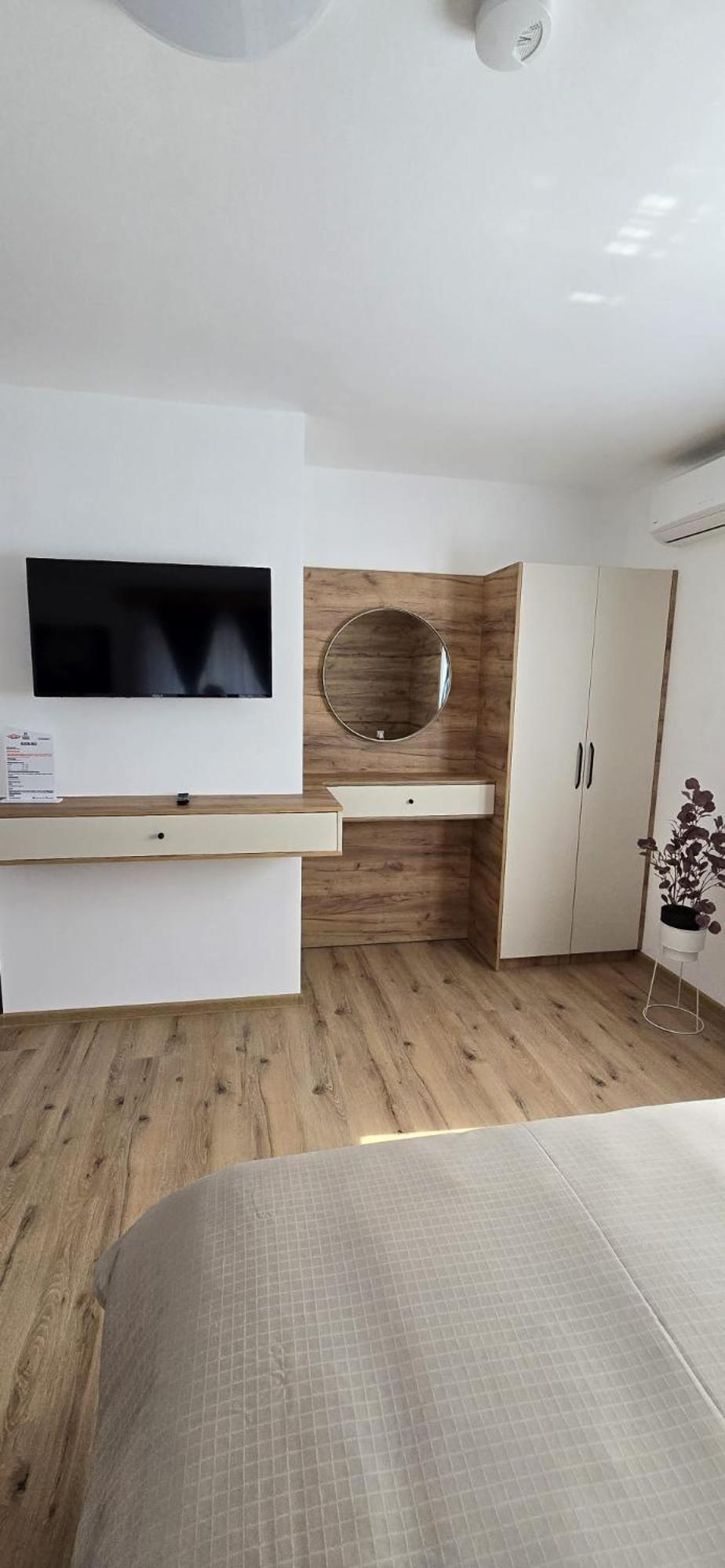Motel "Kula" Cazin Kültér fotó