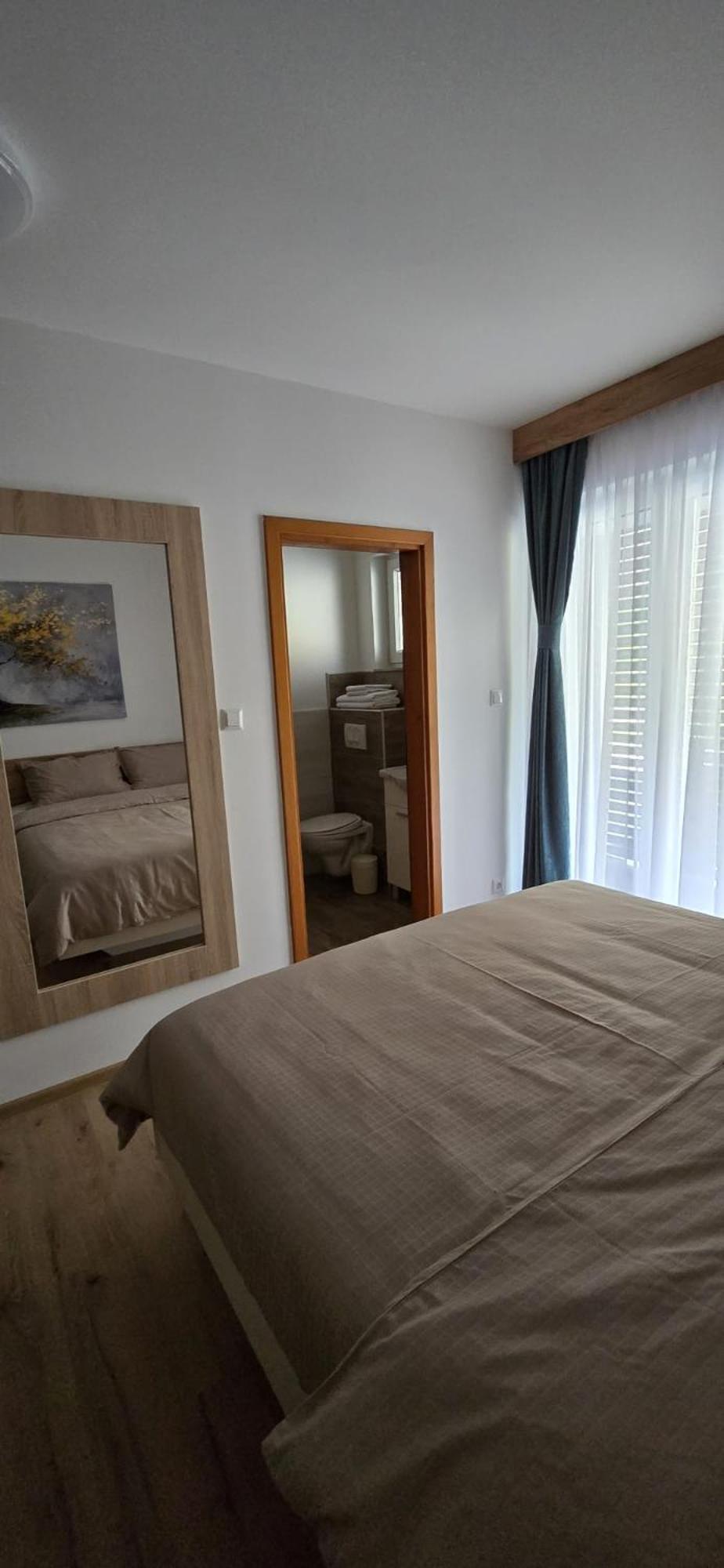 Motel "Kula" Cazin Kültér fotó